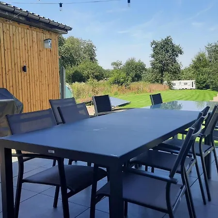 Maison Mathieu - Landelijk Gelegen Vakantiewoning Met Alle Comfort, Airco, Parking En Speelgazon Vakantiehuis