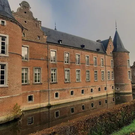 Vakantiehuis Maison Mathieu - Landelijk Gelegen Vakantiewoning Met Alle Comfort, Airco, Parking En Speelgazon *